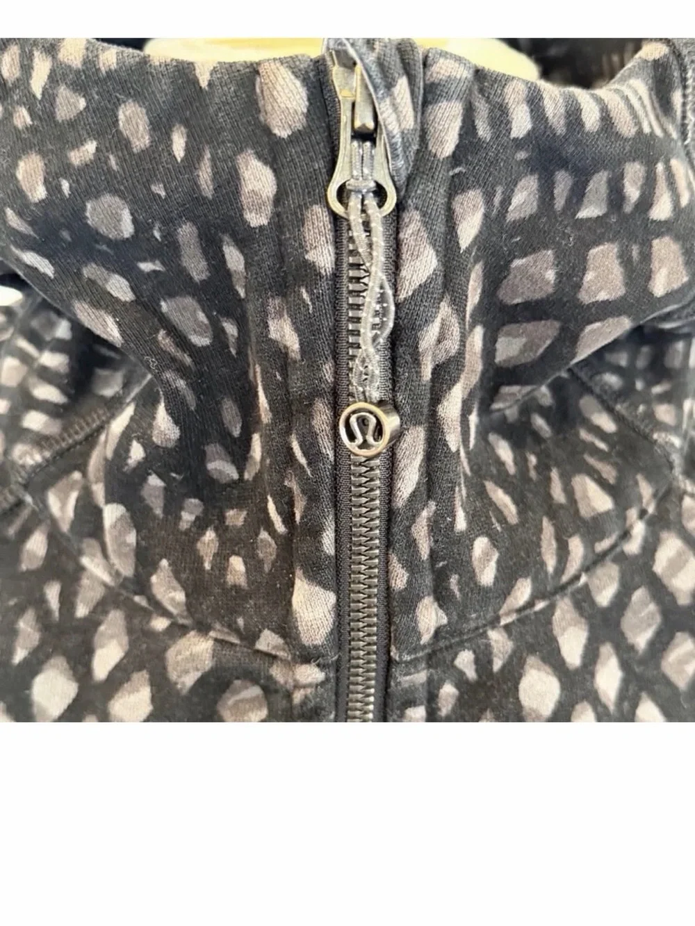 LULULEMON Scuba Zip Hoodie Size 10 FLAW ON 1 ELBOW, Simply Lace/Dark Slate Black